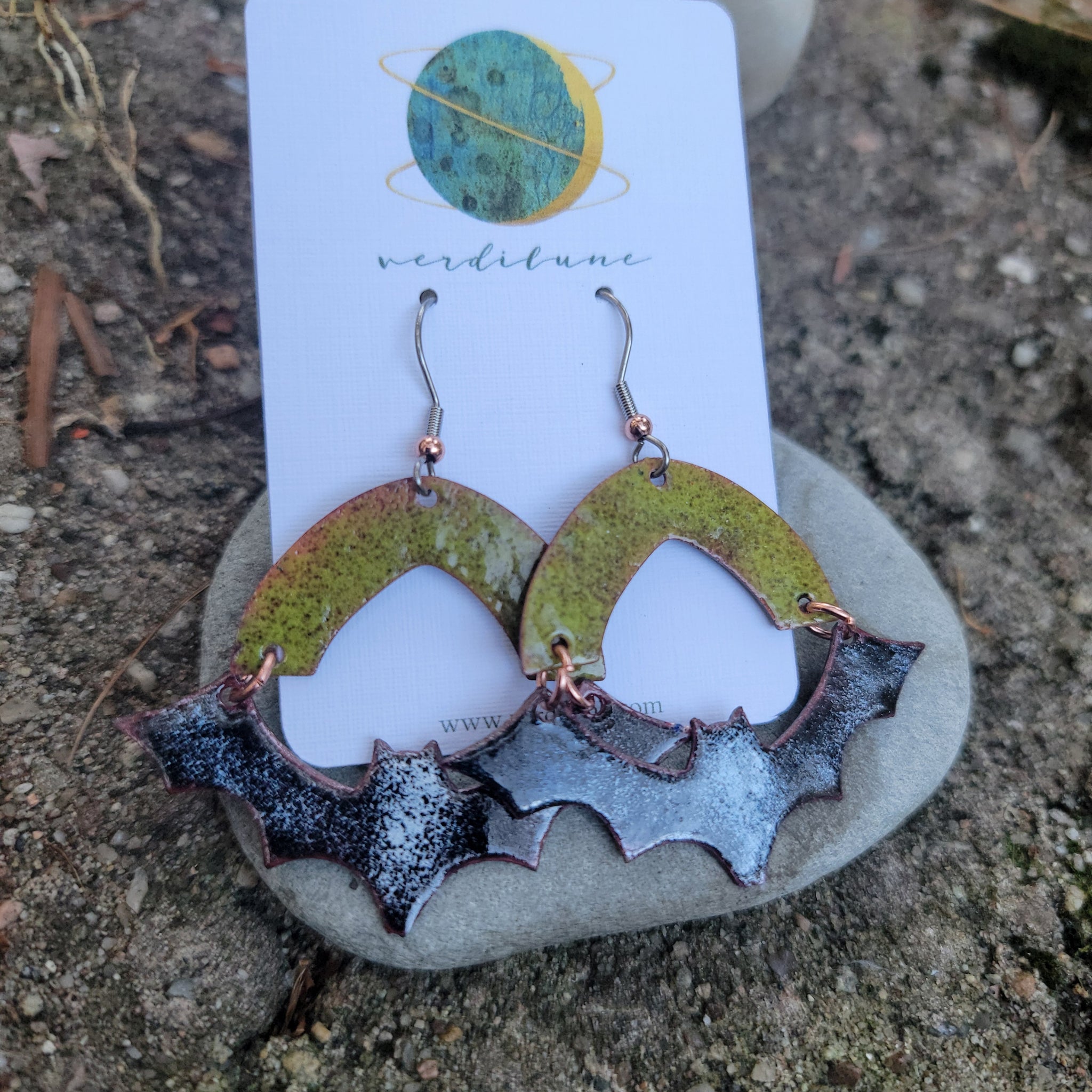 It's BATS - Enameled Copper Halloween Earrings